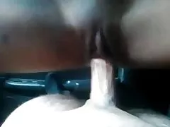 Zrele Azijski vožnja u autu